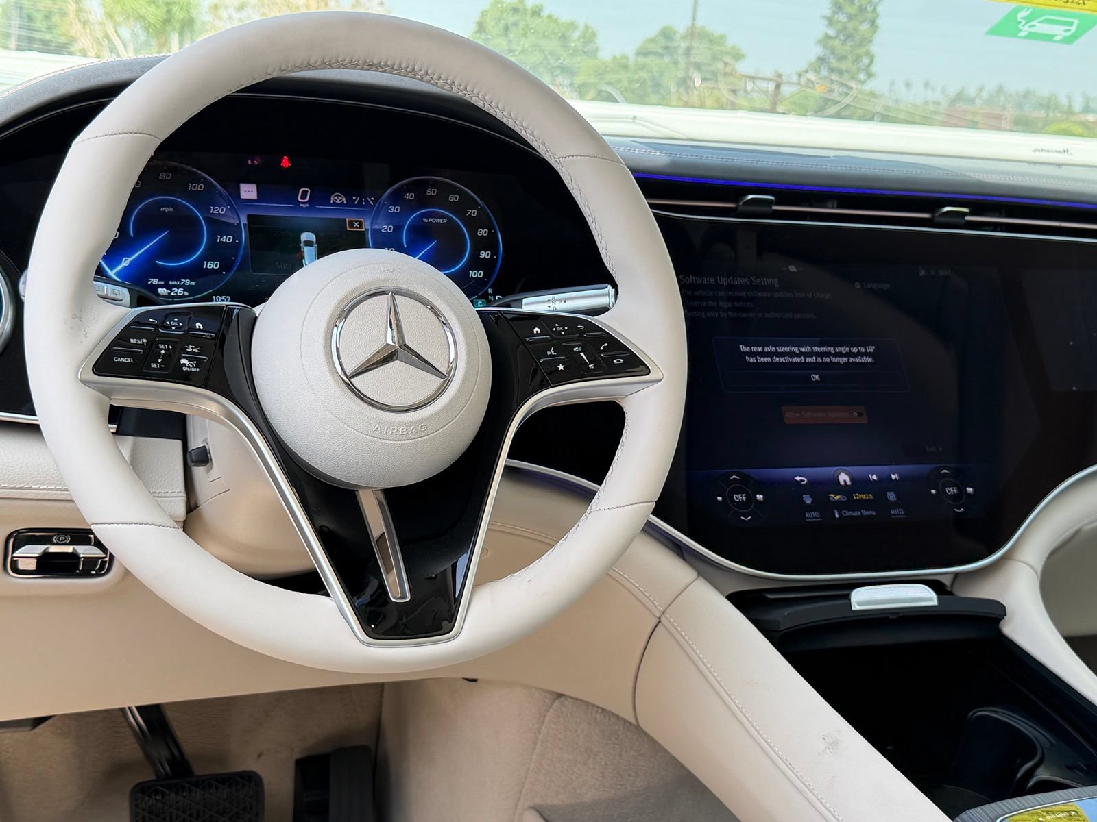 New 2026 Mercedes-Benz EQS 400 4MATIC SUV image 26