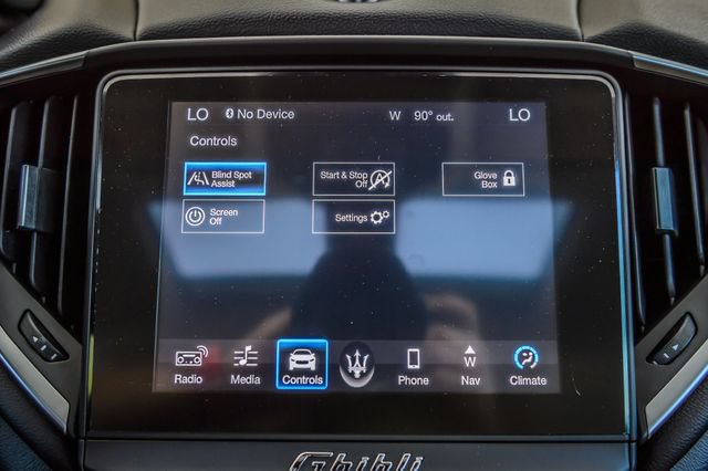 Used 2018 Maserati Ghibli RWD image 22