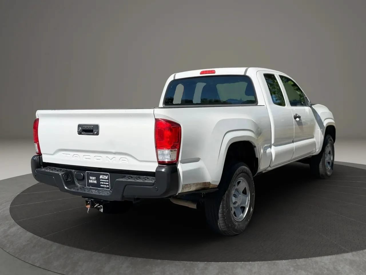 Used 2016 Toyota Tacoma SR RWD image 6