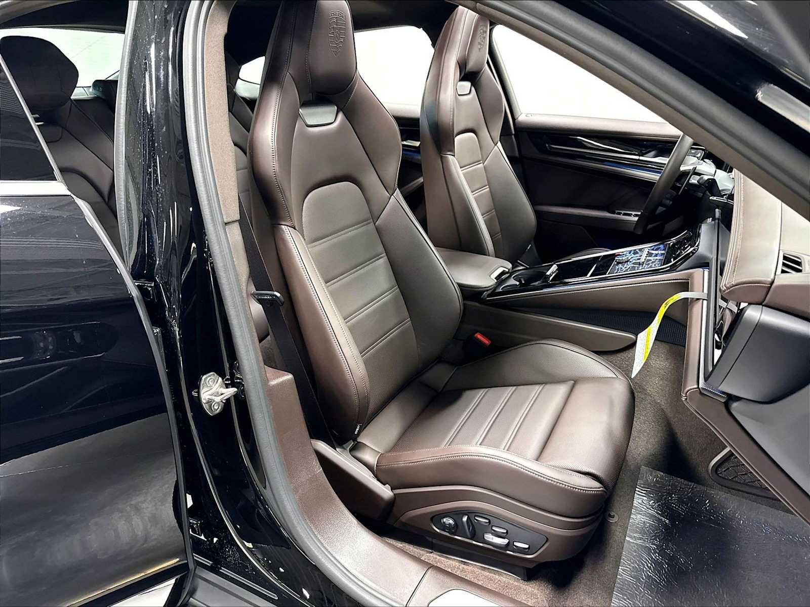 New 2026 Porsche Panamera 4 AWD/4WD image 28