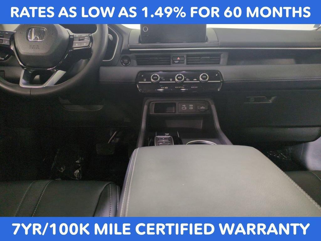 Certified 2024 Honda Pilot Touring image 17