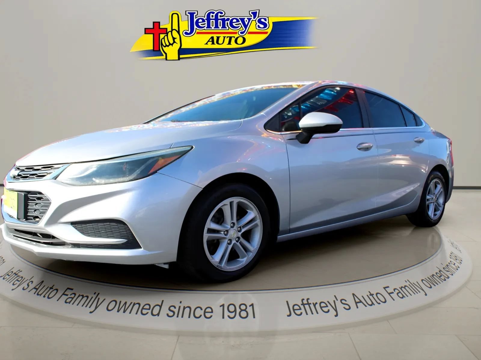 Used 2017 Chevrolet Cruze LT