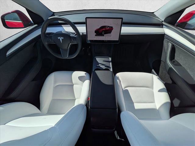 Used 2023 Tesla Model Y Long Range image 18