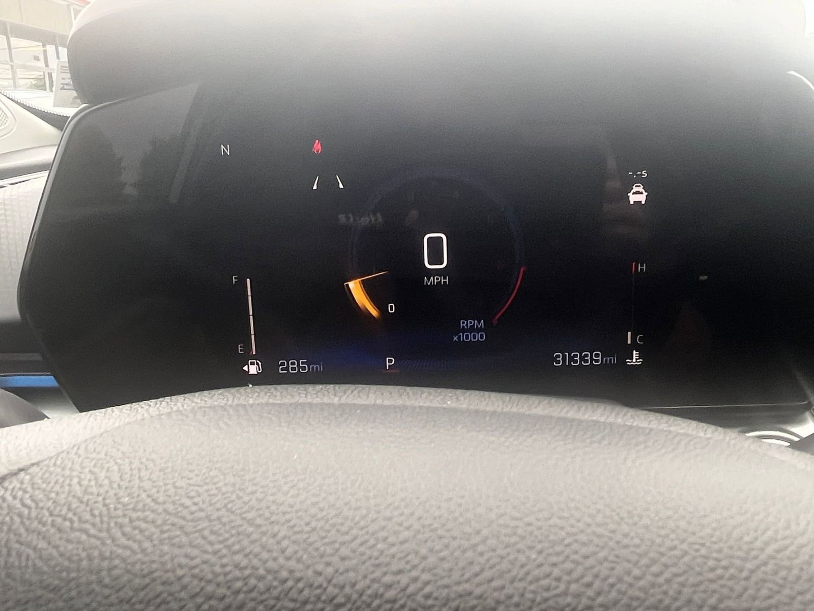 Used 2025 Chevrolet Trax LT FWD image 38