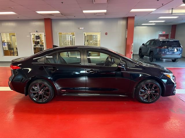 Certified 2024 Toyota Corolla SE AWD/4WD image 3