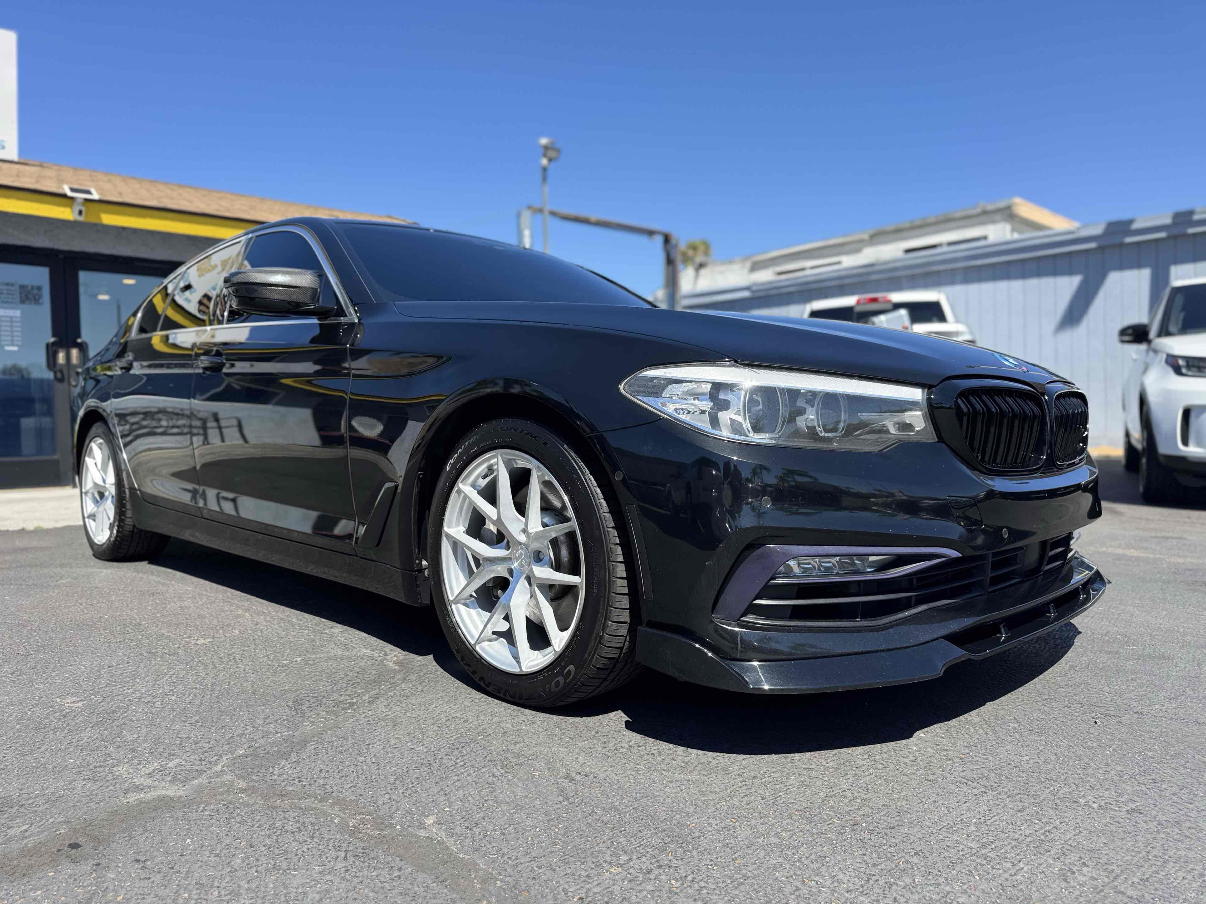 Used 2018 BMW 540i image 3