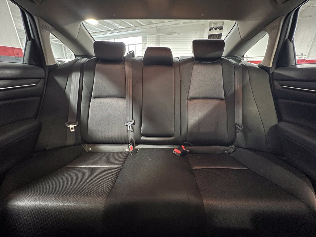 Used 2020 Honda Accord EX image 15
