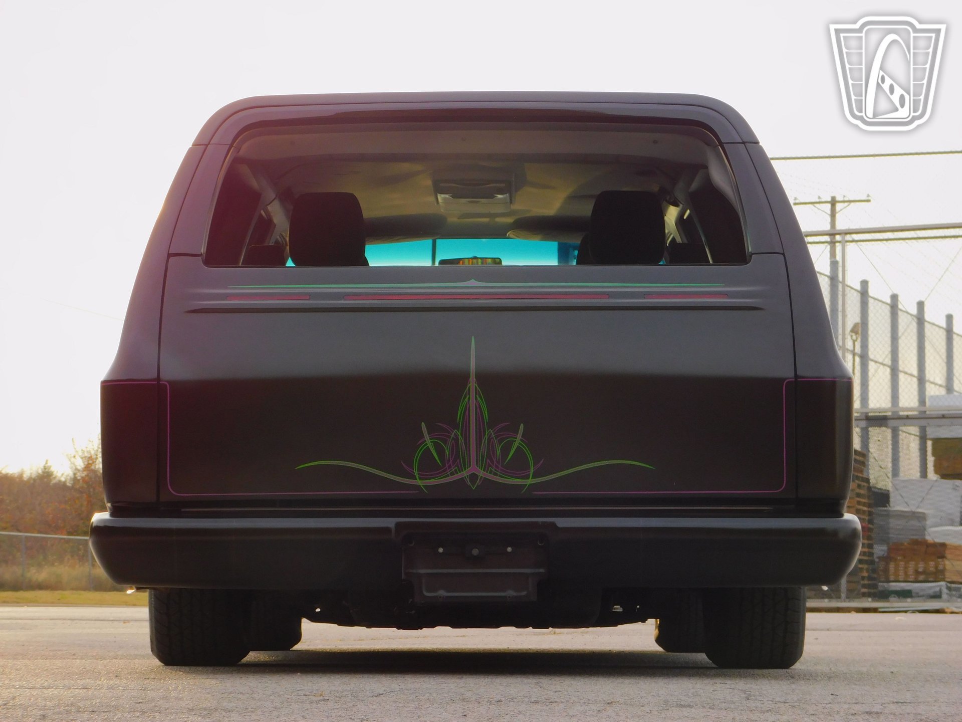 Used 1988 Chevrolet Suburban 2WD image 21