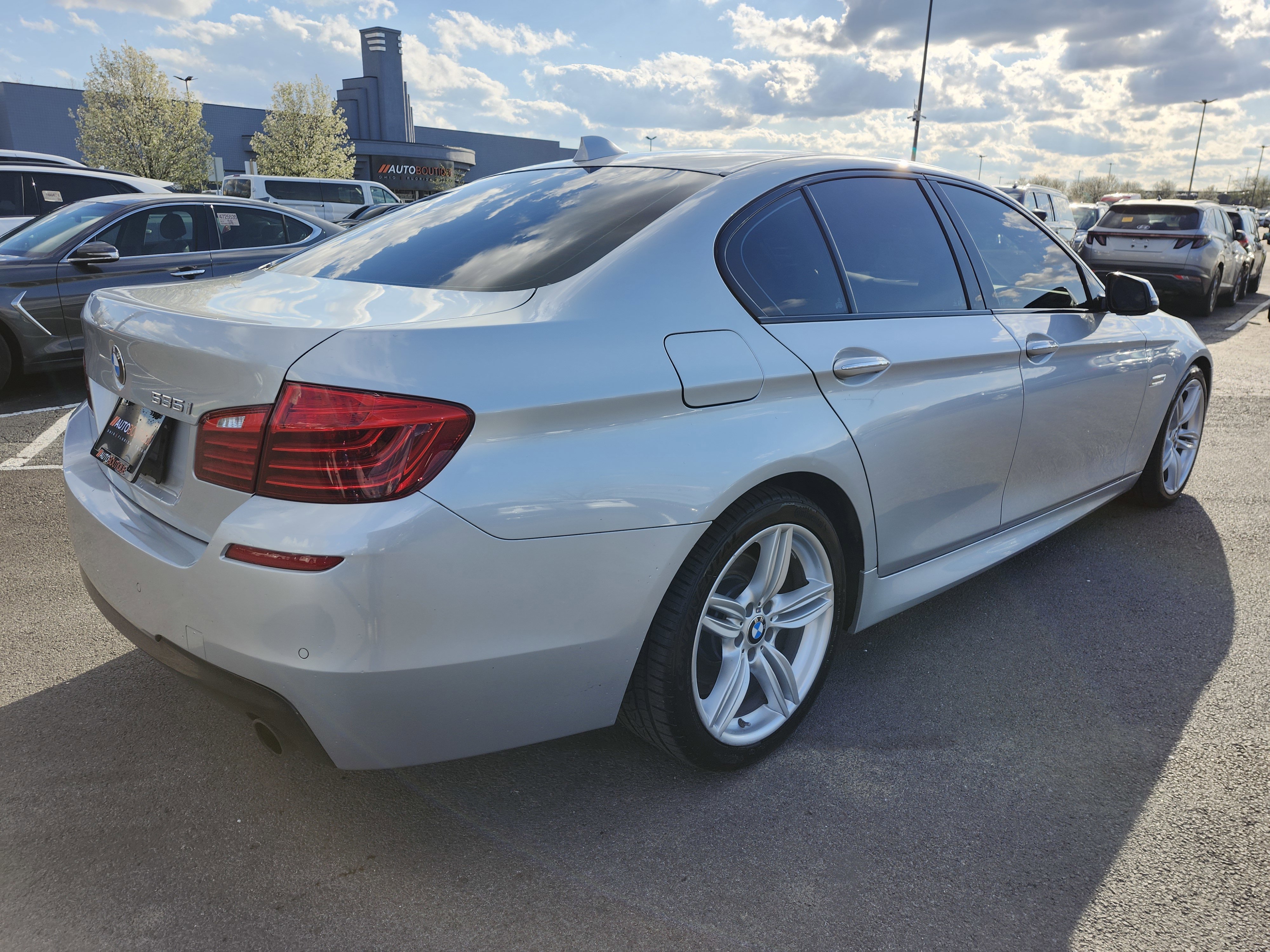 Used 2016 BMW 535i Sedan image 19