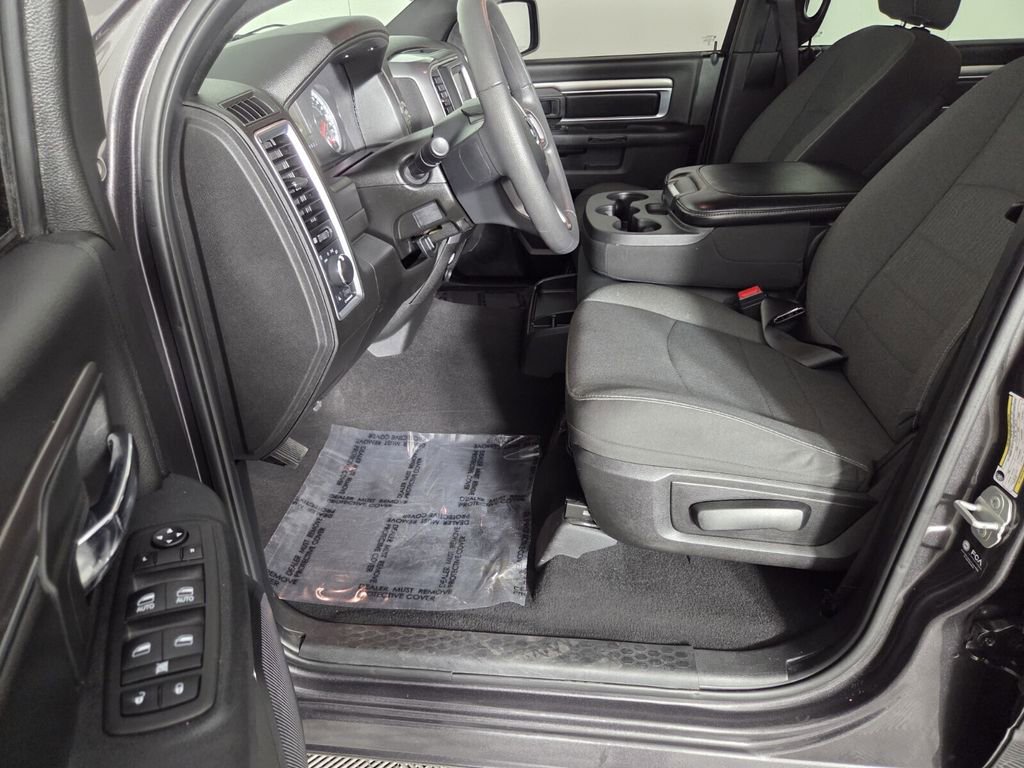 Certified 2024 RAM 1500 Classic Warlock image 26