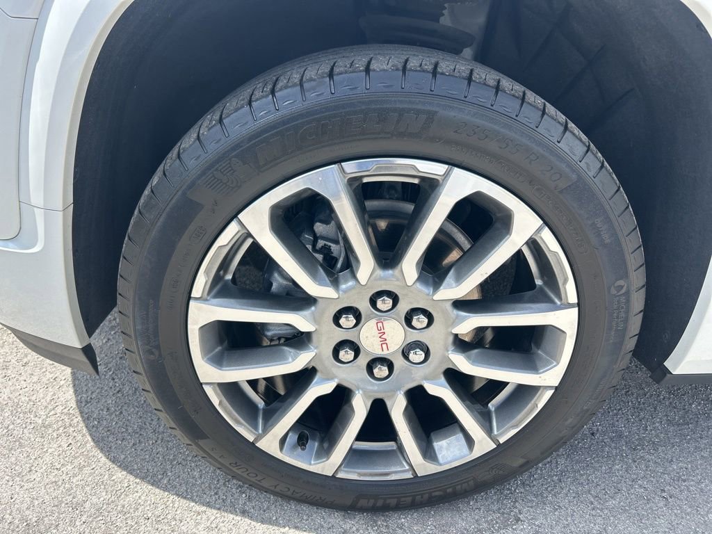 Used 2023 GMC Acadia Denali w/ Denali Ultimate Package image 18