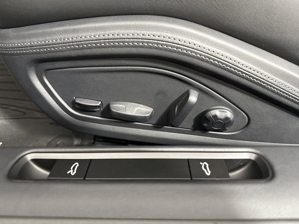 New 2026 Porsche 911 Carrera 4S image 40