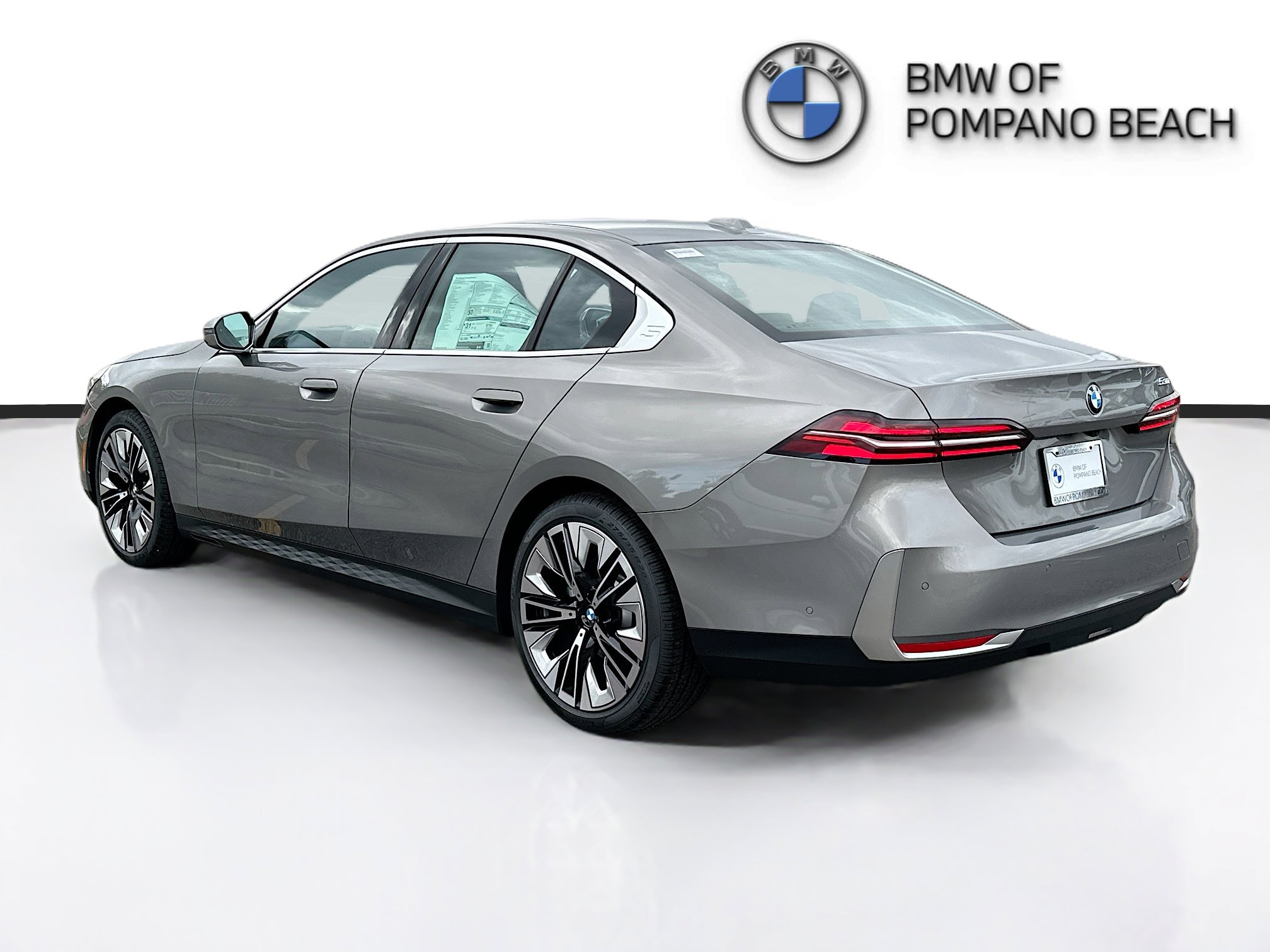 New 2025 BMW 530i image 5