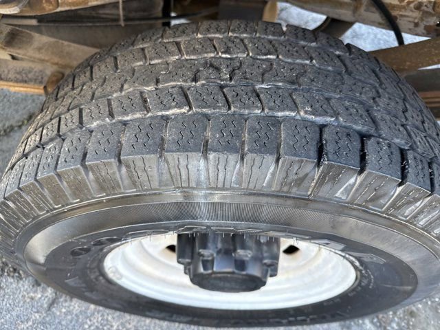 Used 2003 Ford F350 XL image 9