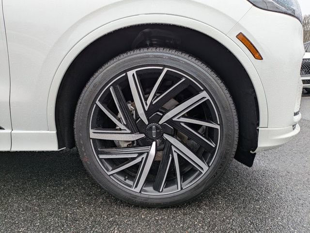 New 2026 Lincoln Aviator Black Label w/ Jet Appearance Package image 10