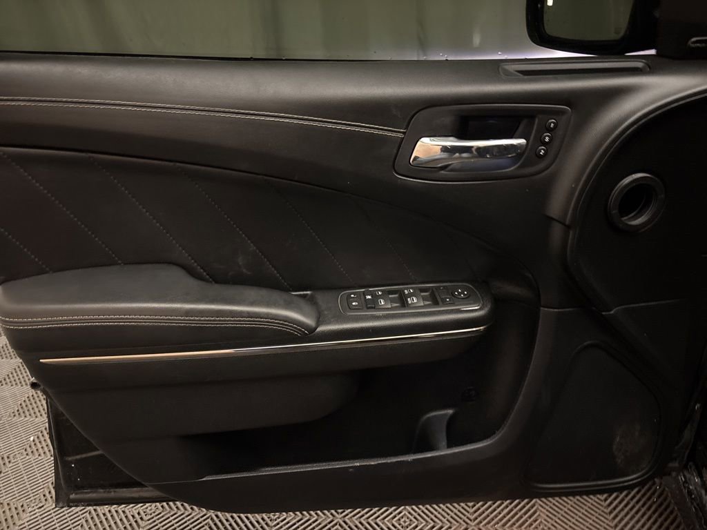 Used 2022 Dodge Charger SRT Hellcat w/ Harman/Kardon Audio Group image 10