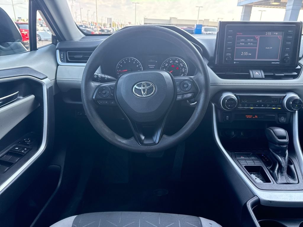 Used 2021 Toyota RAV4 XLE image 16