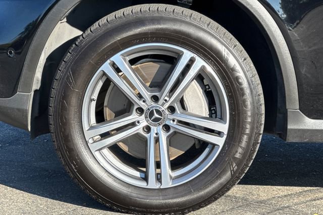 Used 2021 Mercedes-Benz GLC 300 image 31