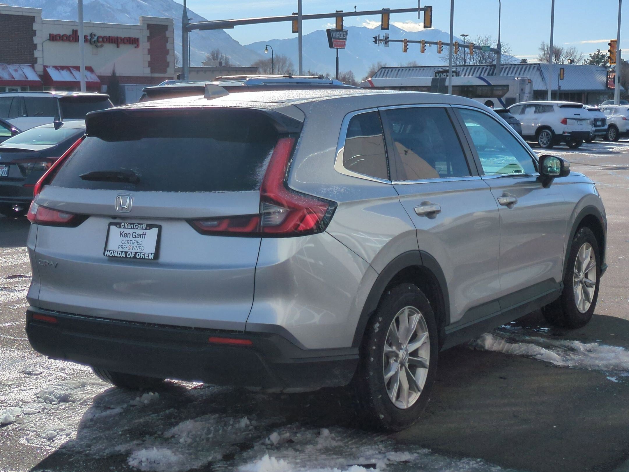 Used 2024 Honda CR-V EX-L image 3