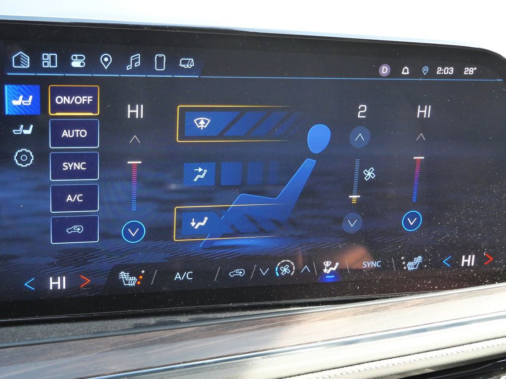 Used 2025 Chevrolet Tahoe LT image 43