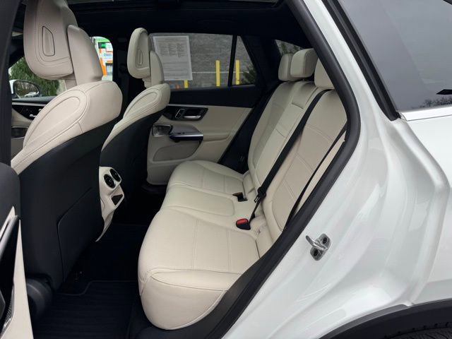 Used 2026 Mercedes-Benz GLC 300 4MATIC image 12