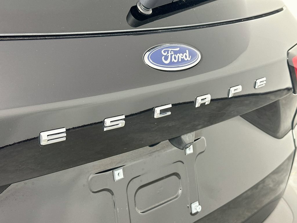 Used 2025 Ford Escape Active FWD image 28