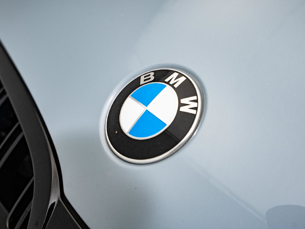 Used 2025 BMW M8 Competition AWD/4WD image 3
