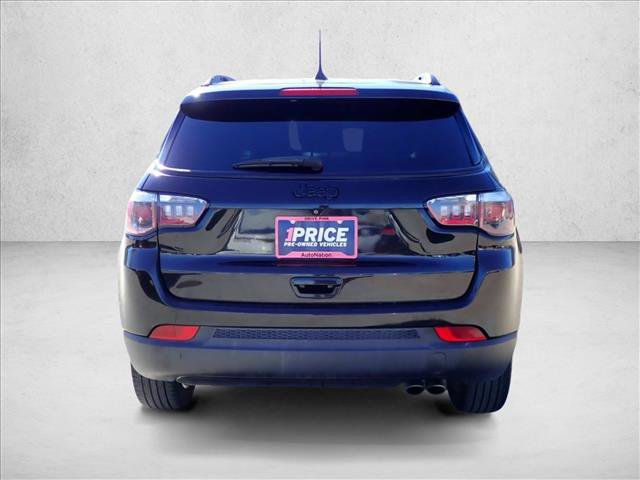 Used 2020 Jeep Compass Latitude video 3