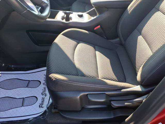 Used 2023 GMC Terrain SLE w/ LPO, Floor Liner Package FWD image 18