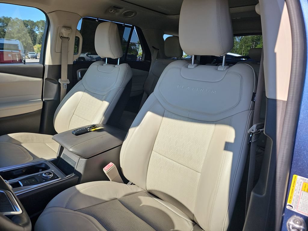 Used 2020 Ford Explorer Platinum AWD/4WD image 21