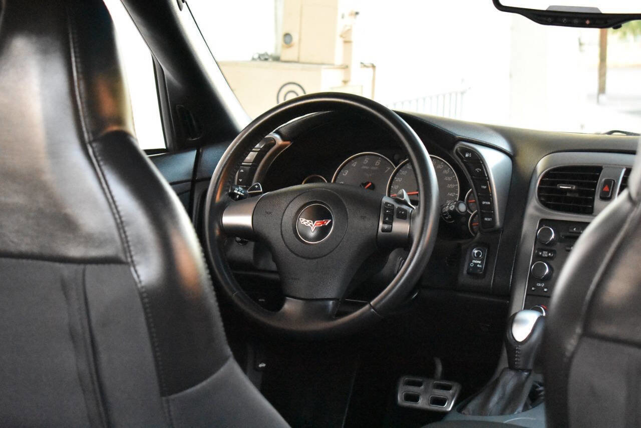 Used 2007 Chevrolet Corvette Base 2dr Coupe w/ Preferred Equipment Group image 40