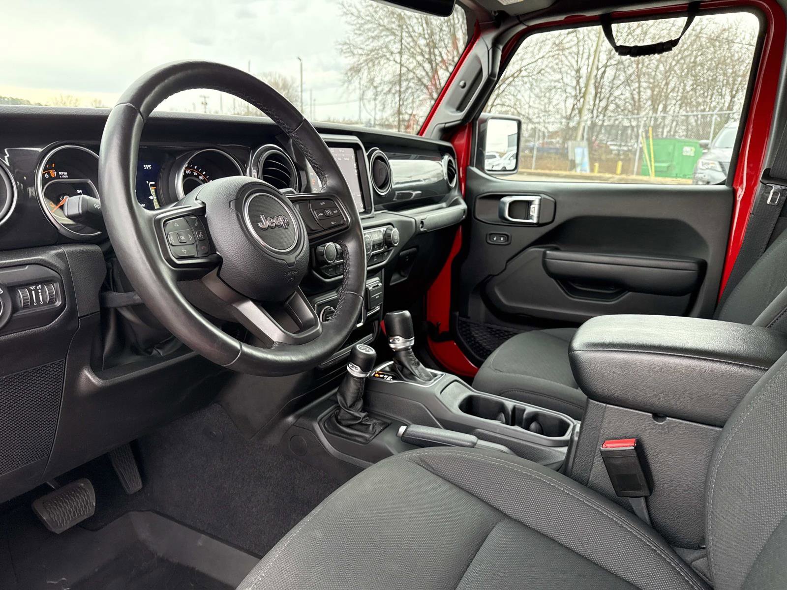 Certified 2022 Jeep Gladiator Sport image 32