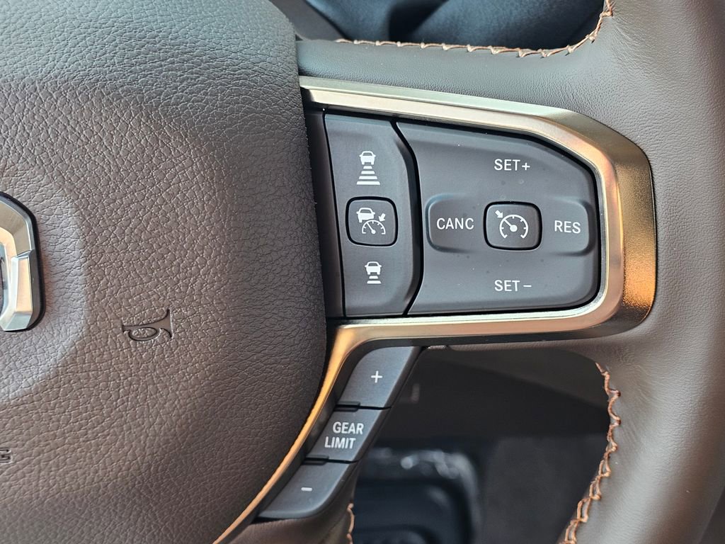 Used 2025 RAM 3500 Longhorn image 18
