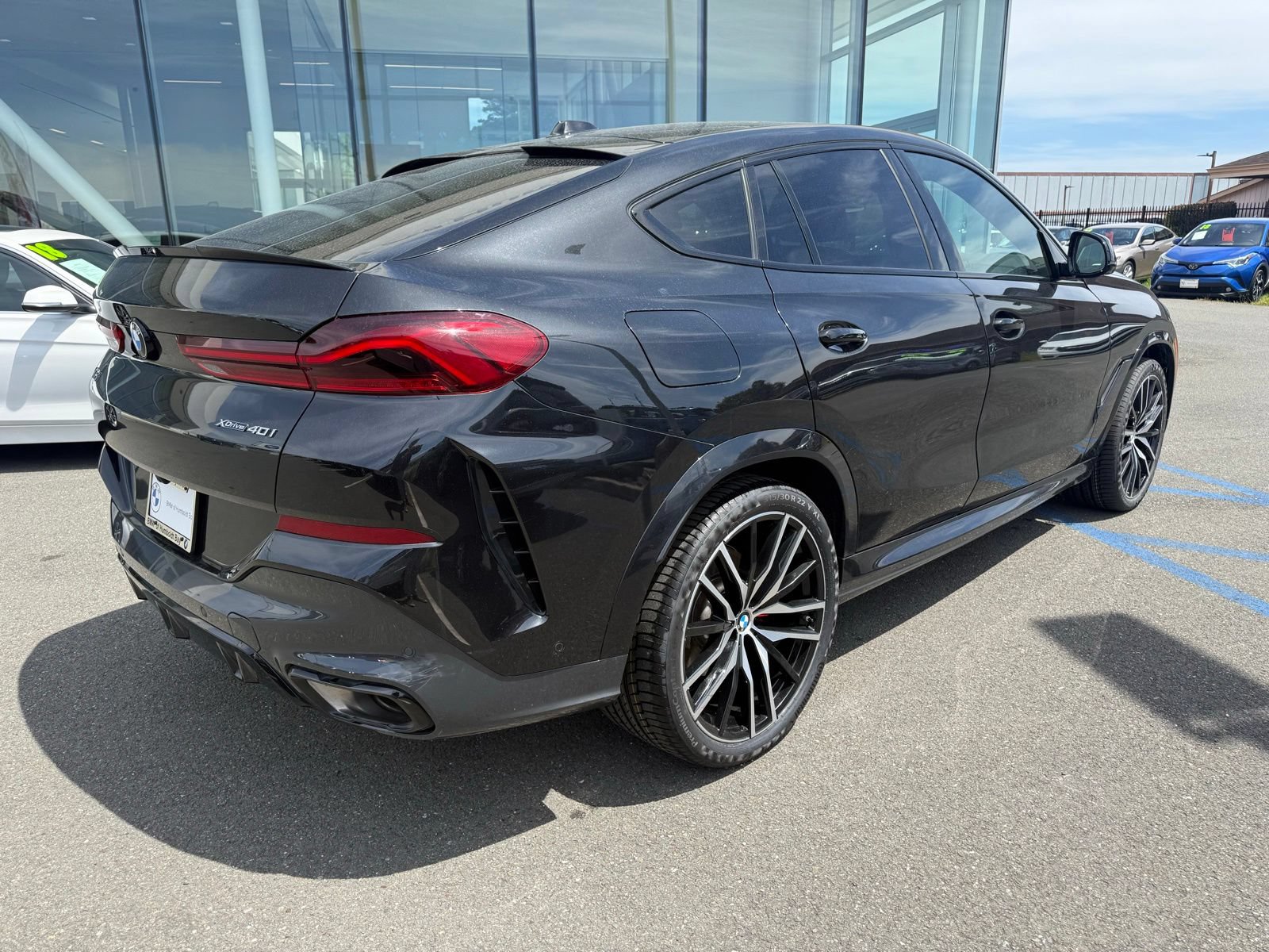 Certified 2024 BMW X6 xDrive40i w/ Premium Package AWD/4WD image 8