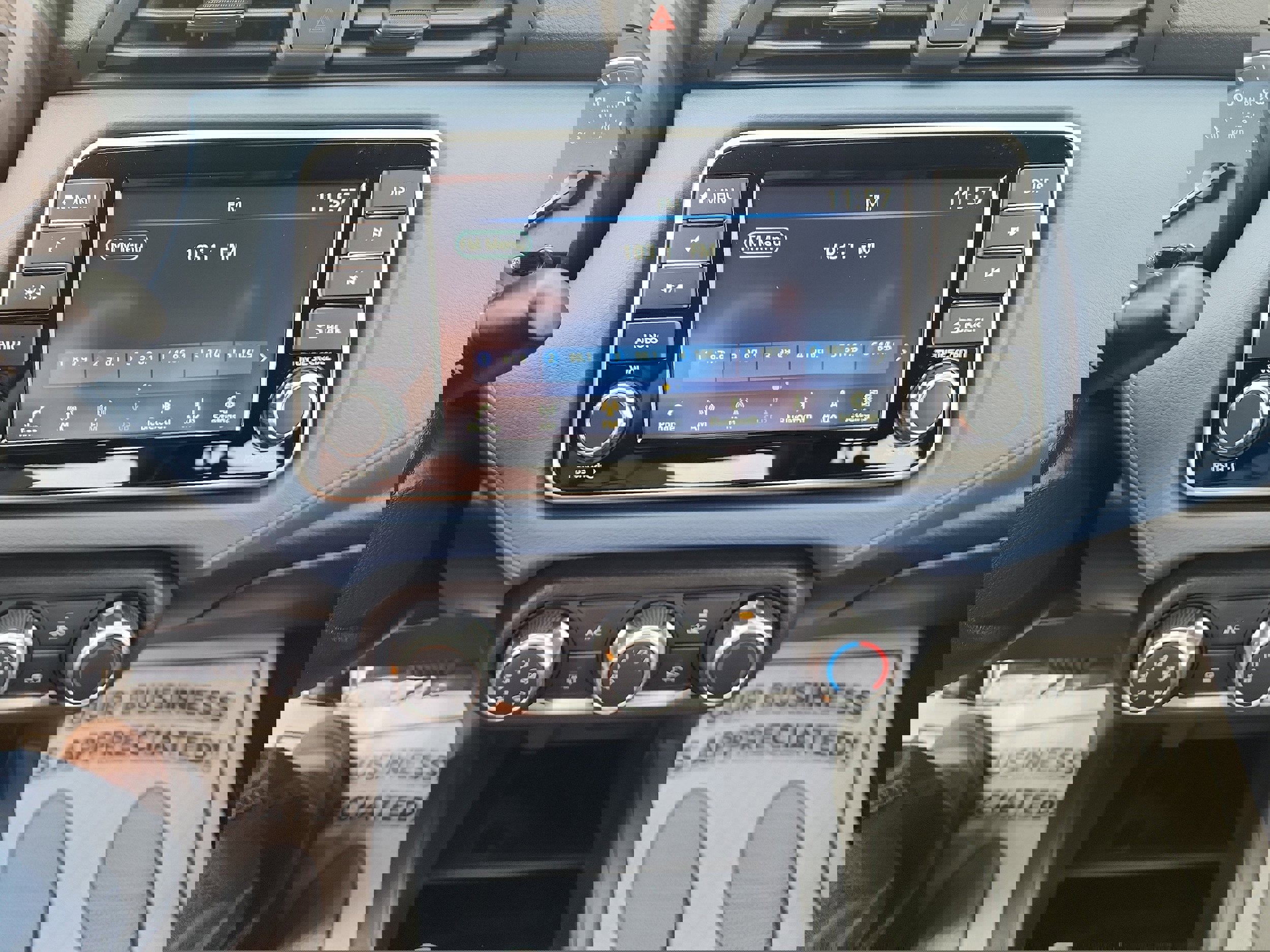 New 2025 Nissan Versa SV w/ Trunk Package image 12