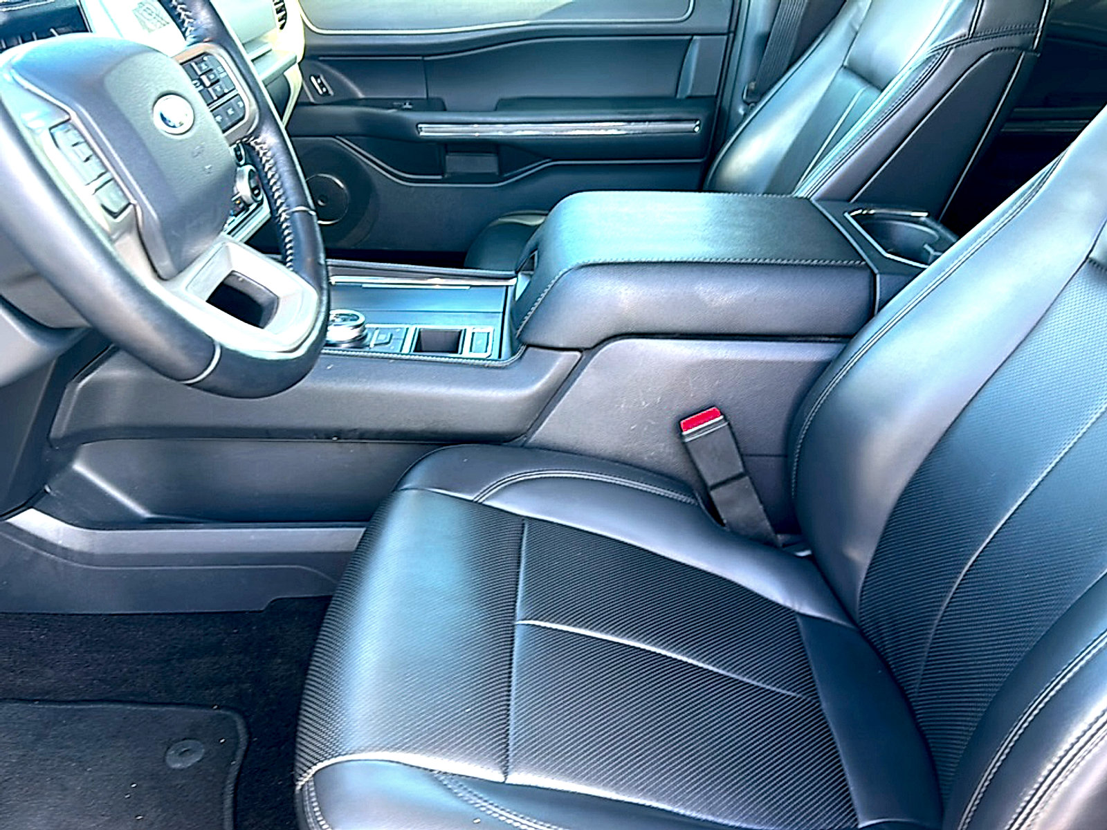 Used 2022 Ford Expedition Max XLT RWD image 13