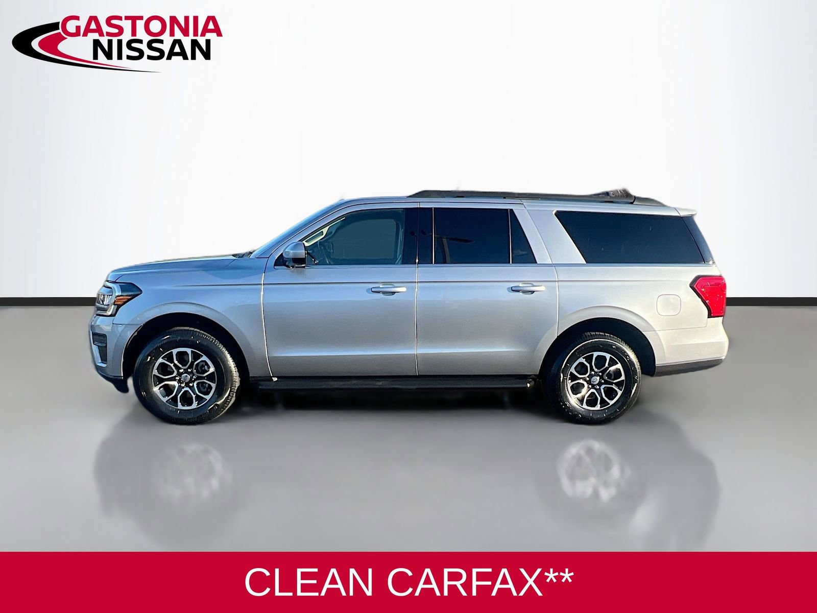 Used 2024 Ford Expedition Max XLT image 5