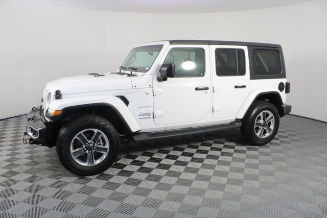 Used 2020 Jeep Wrangler Unlimited Sahara image 2