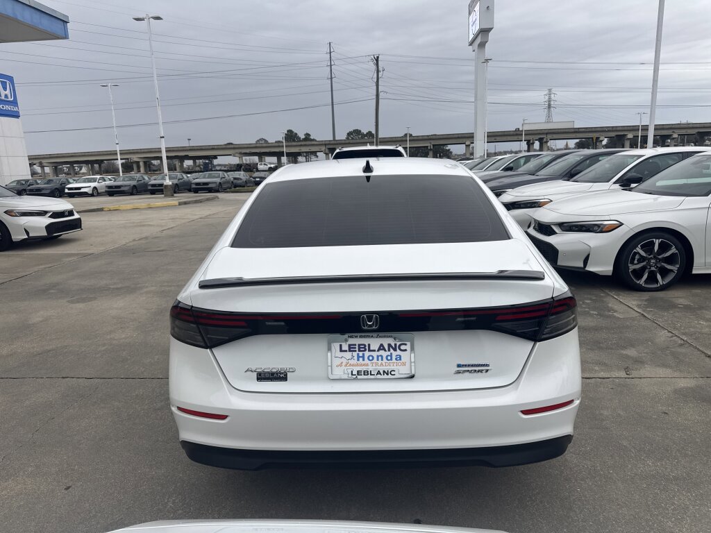 Used 2023 Honda Accord Sport image 5