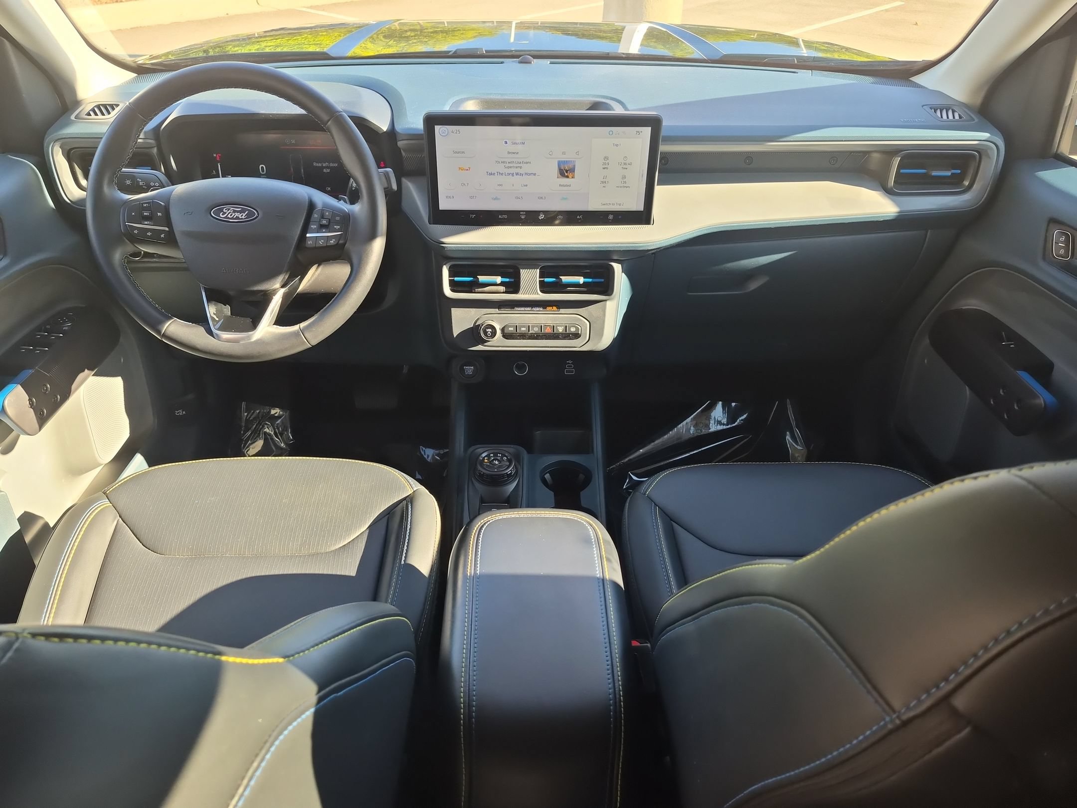 Used 2025 Ford Maverick Lobo AWD/4WD image 30
