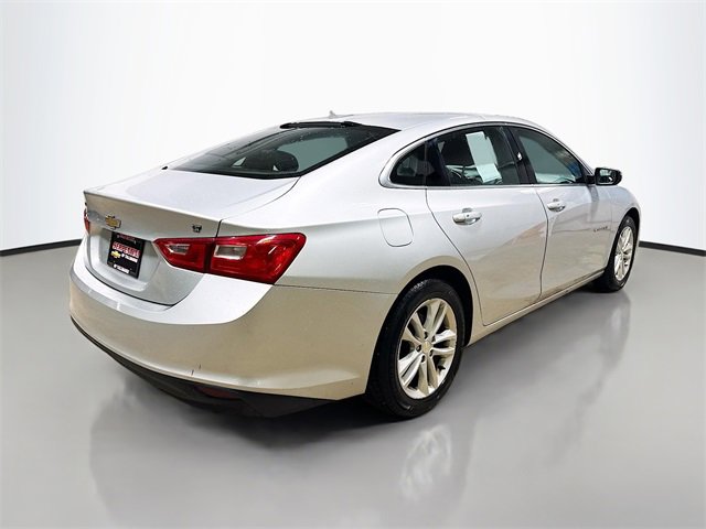 Used 2017 Chevrolet Malibu LT image 5