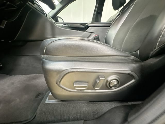 Used 2023 Jeep Grand Cherokee L Laredo AWD/4WD image 15