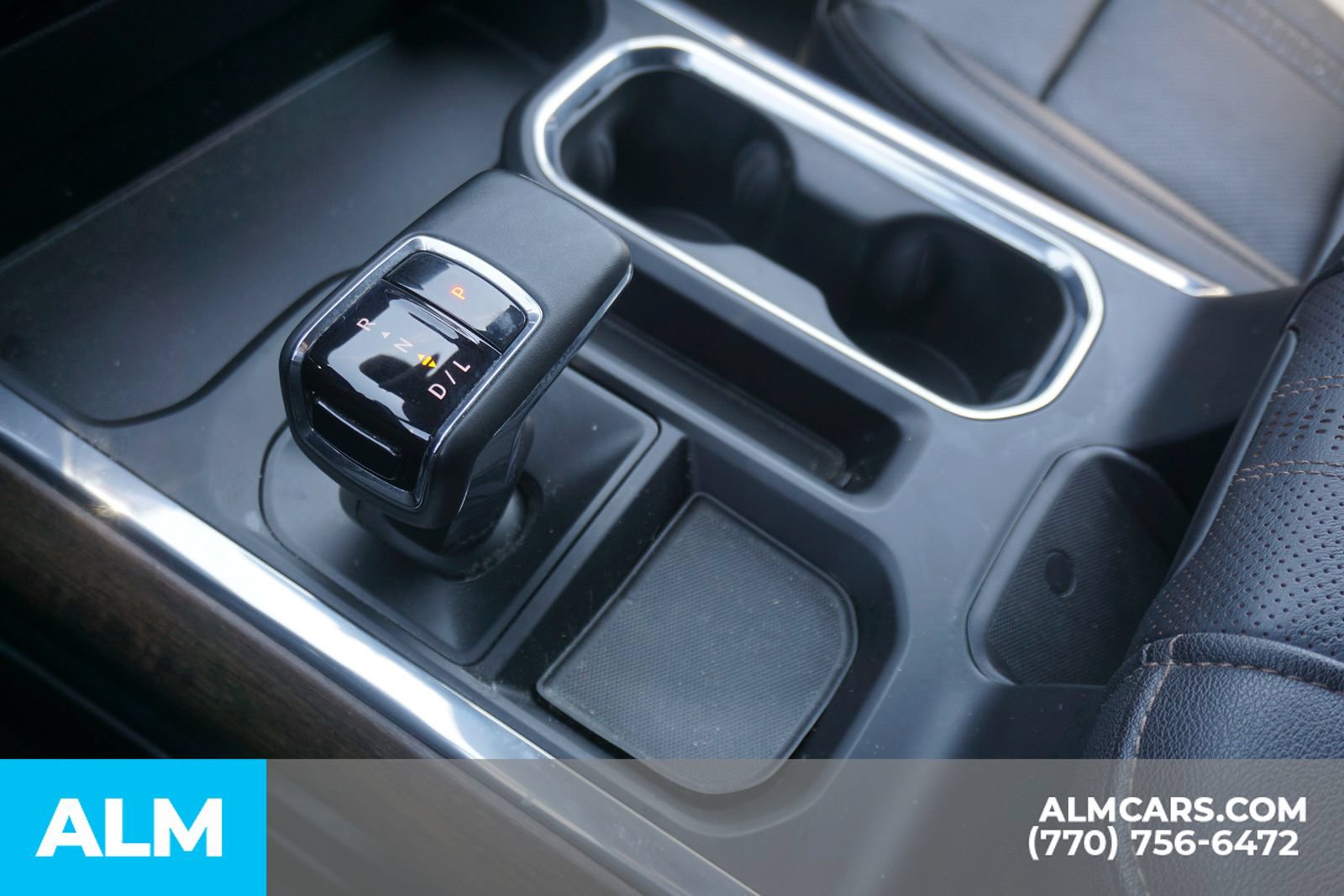 Used 2023 Chevrolet Silverado 1500 High Country w/ High Country Premium Package AWD/4WD image 45
