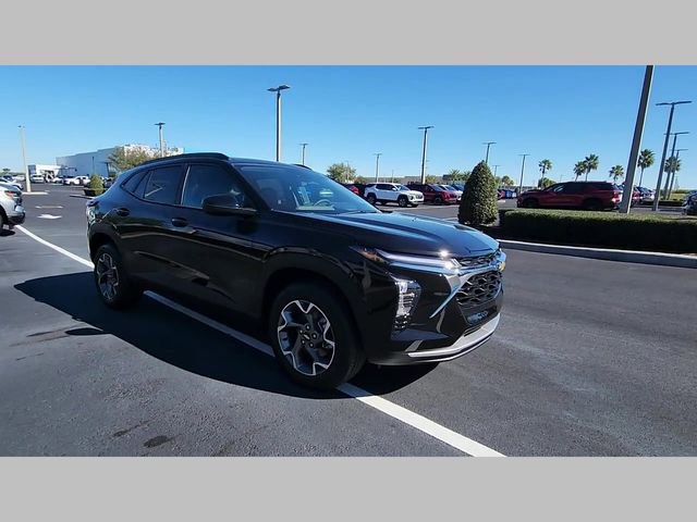 New 2026 Chevrolet Trax LT w/ Driver Confidence Package image 28