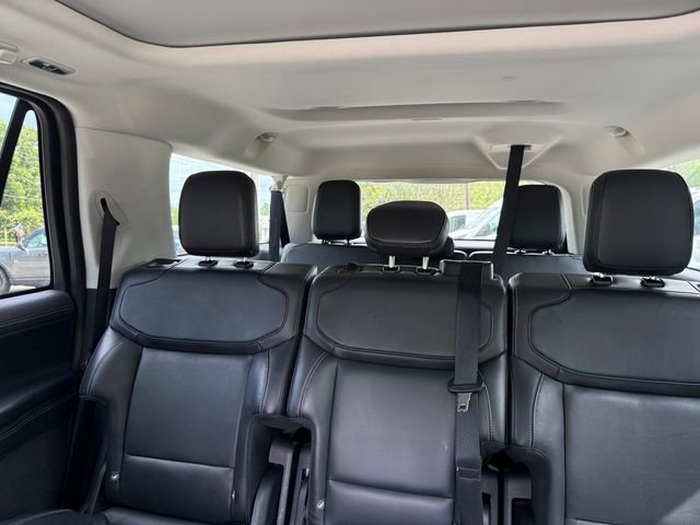 Used 2025 Ford Expedition Max Platinum AWD/4WD image 10