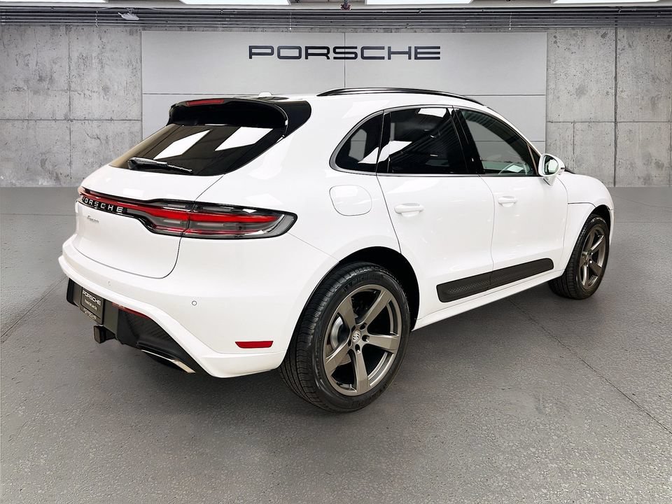 New 2026 Porsche Macan AWD/4WD image 9