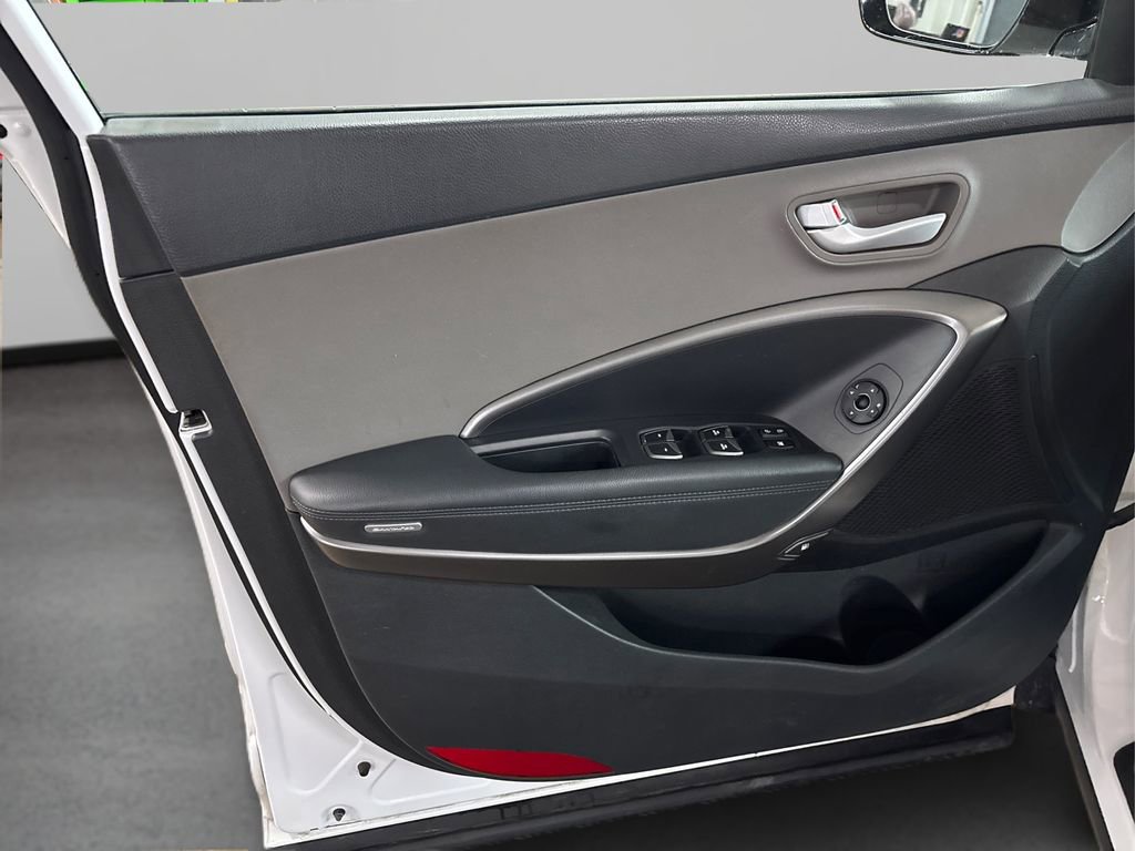 Used 2017 Hyundai Santa Fe Sport image 25