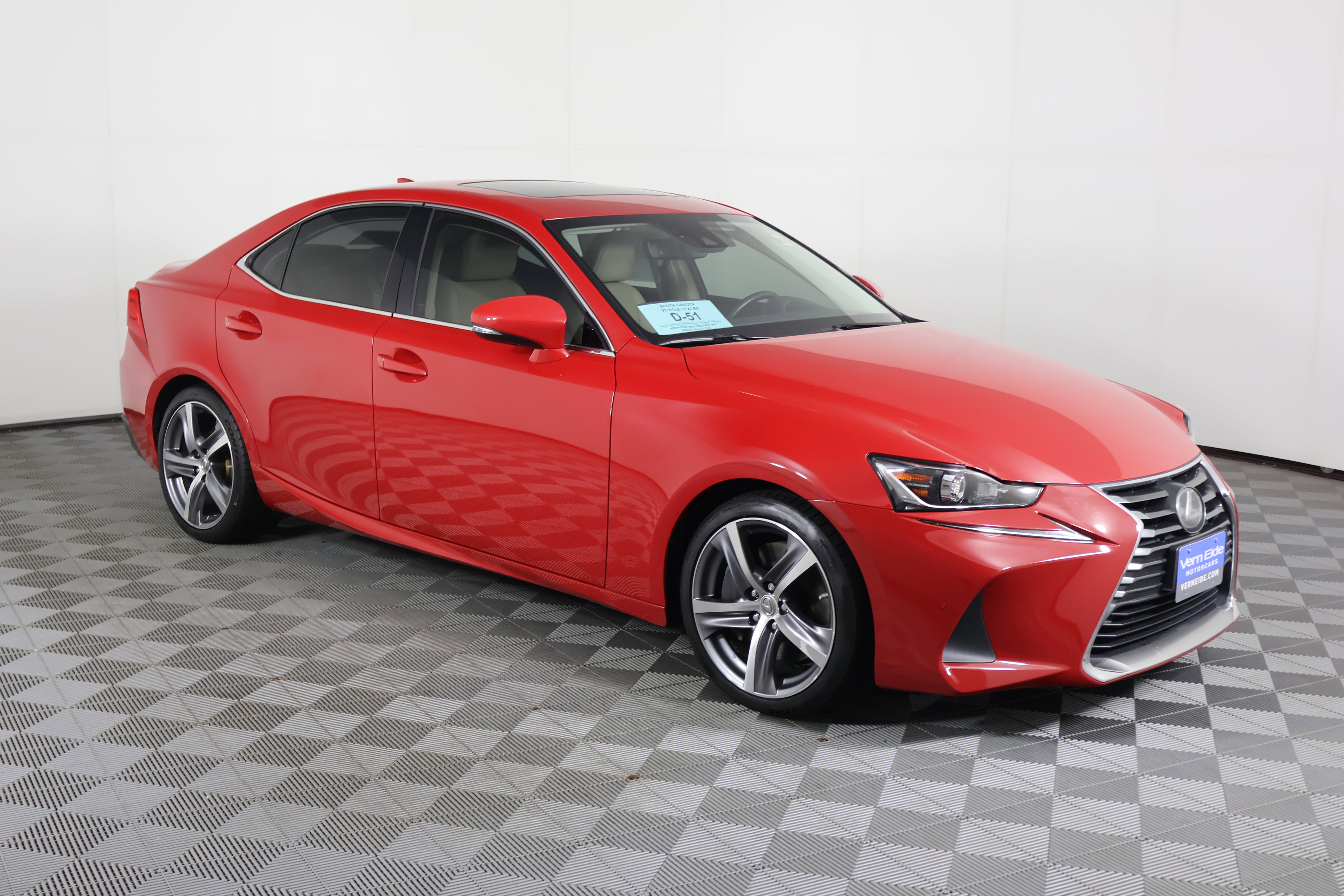 Used 2019 Lexus IS 300 w/ Premium Package image 4