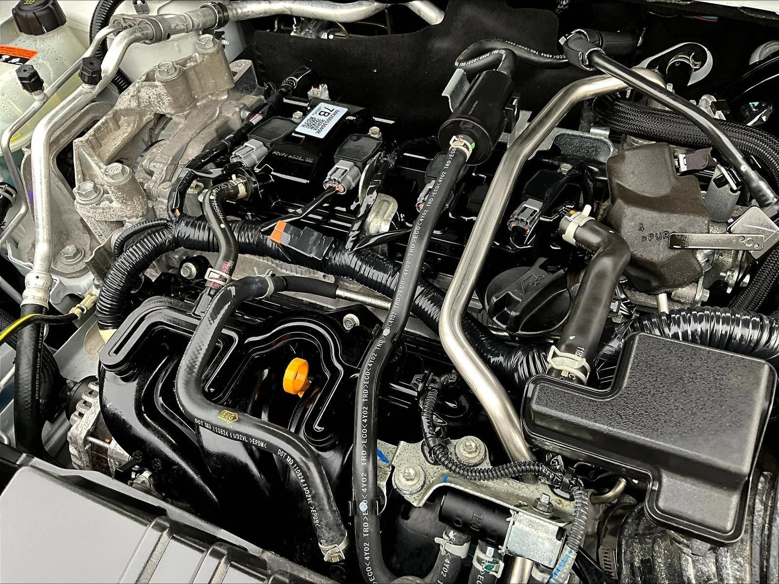 Certified 2025 Nissan Kicks SR AWD/4WD image 33