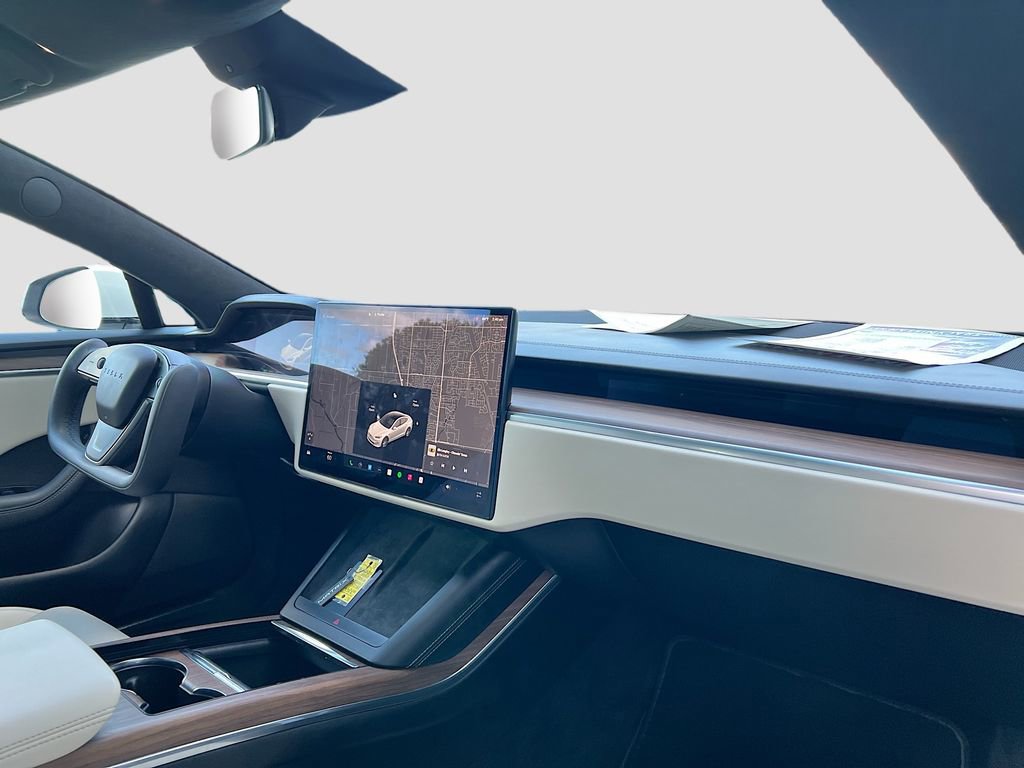 Used 2022 Tesla Model S image 29